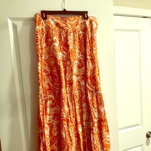 Maxi skirt